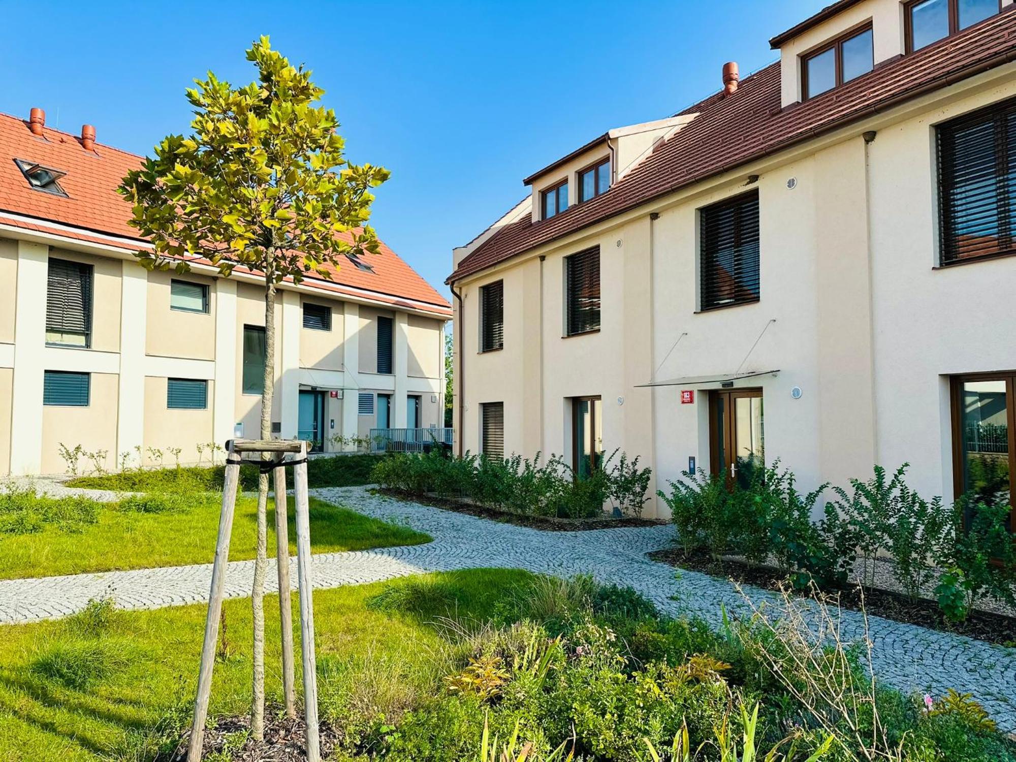 Studio Kralovice Apartment Prag Exterior foto